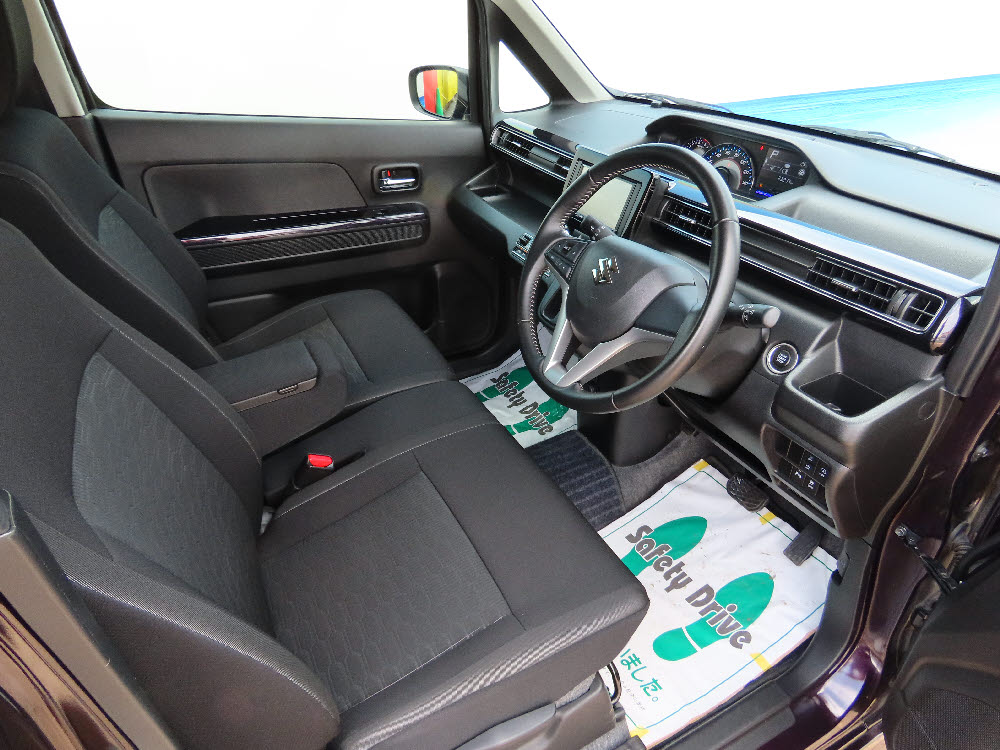 スズキ　ワゴンＲスティングレー HYBRID X8枚目