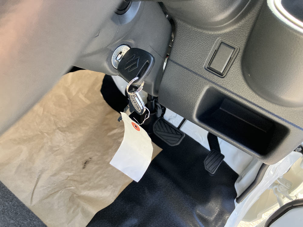 スズキ　スーパーキャリィ　X 4WD AT13枚目