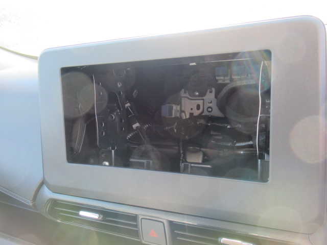 ミツビシ　ｅｋクロス　G10枚目