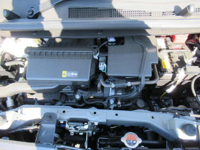 ミツビシ　ｅｋクロス　G19枚目