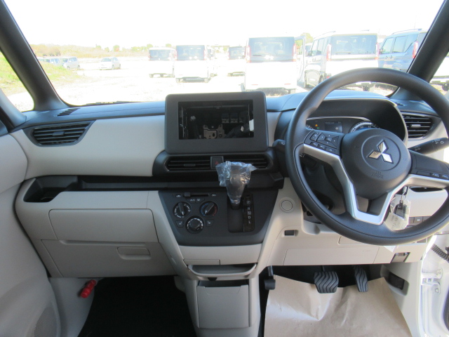 ミツビシ　ｅｋスペース　M　9枚目