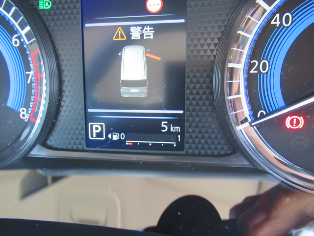 ミツビシ　ｅｋスペース　M　10枚目