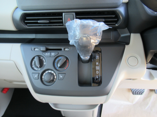 ミツビシ　ｅｋスペース　M　12枚目