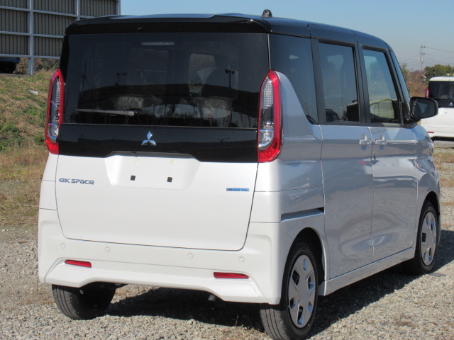 ミツビシ　ｅｋスペース　M　2枚目