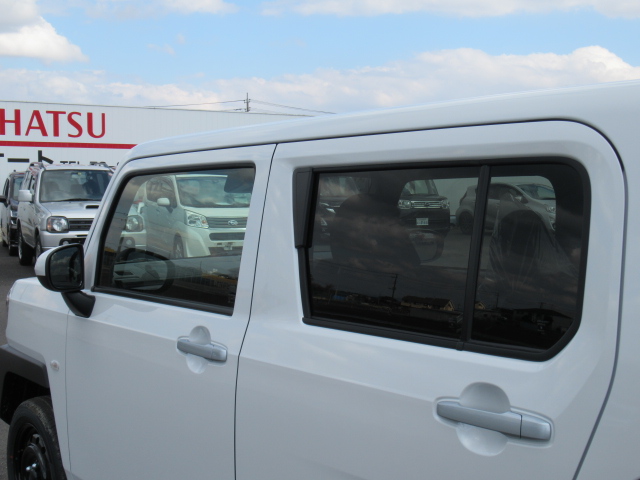 ダイハツ　タフト　X　9DO4枚目