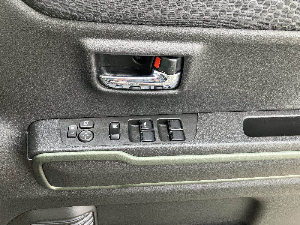 スズキ　ハスラー　タフワイルド ナビ付10枚目