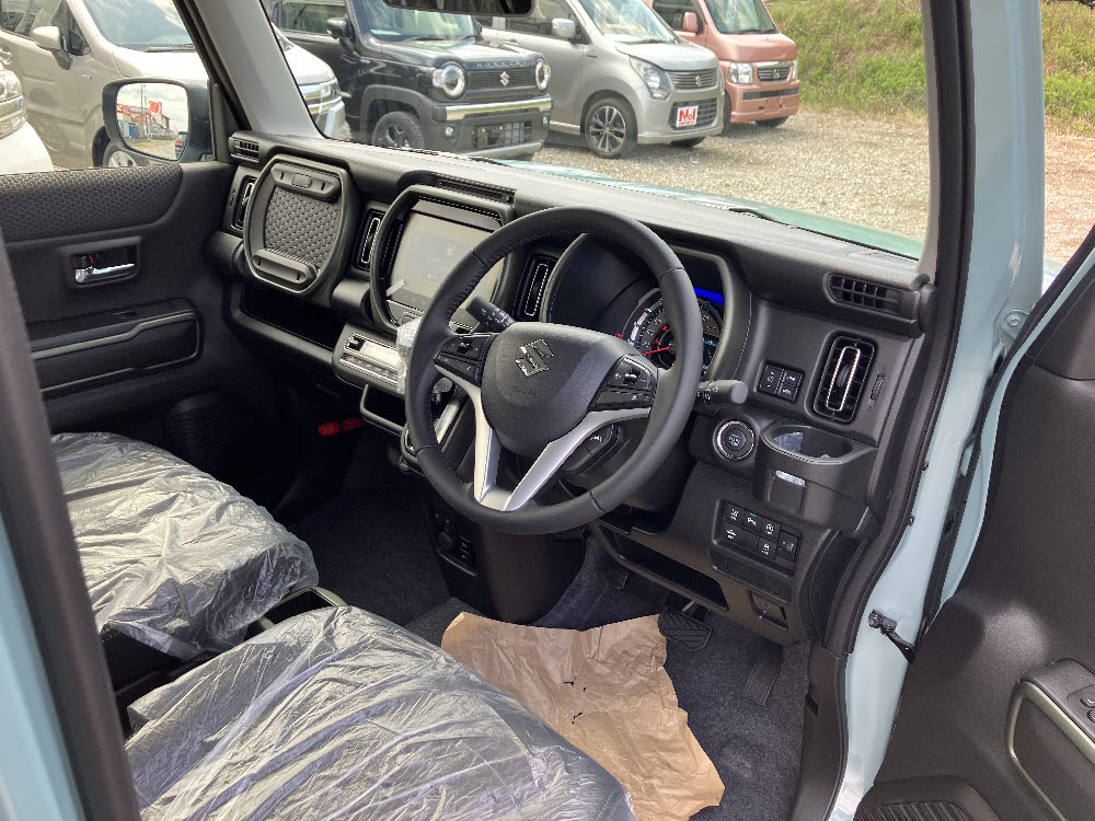 スズキ　ハスラー　タフワイルド ナビ付7枚目