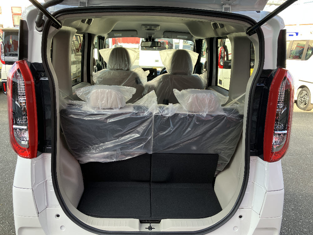 ニッサン　ルークス　X　9枚目