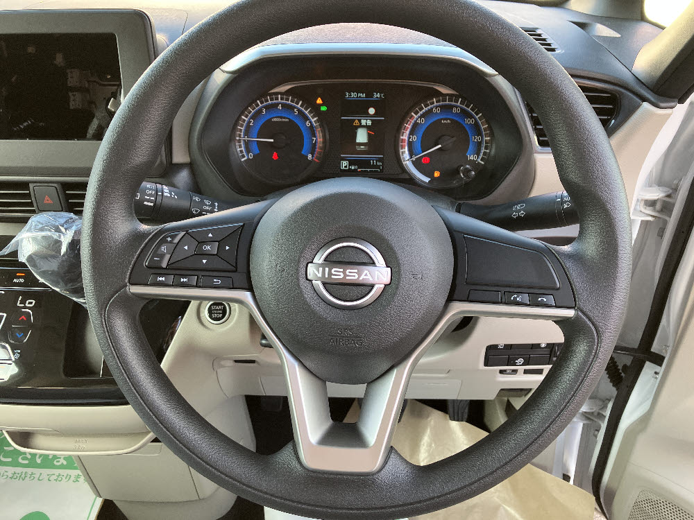 ニッサン　ルークス　X　12枚目