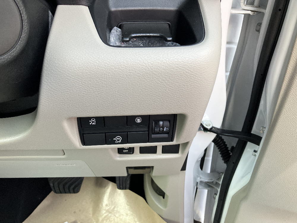 ニッサン　ルークス　X　19枚目