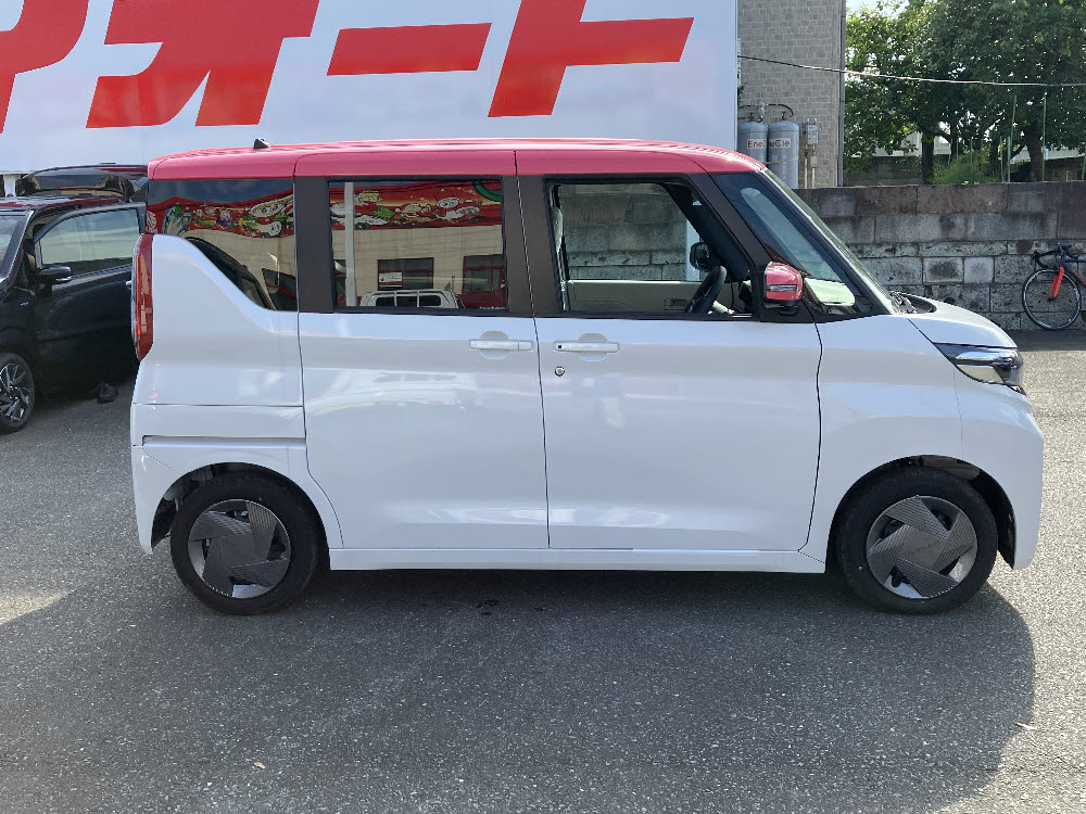 ニッサン ルークス X 4枚目