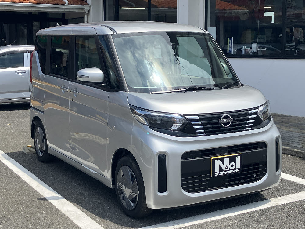 ニッサン ルークス X 2枚目