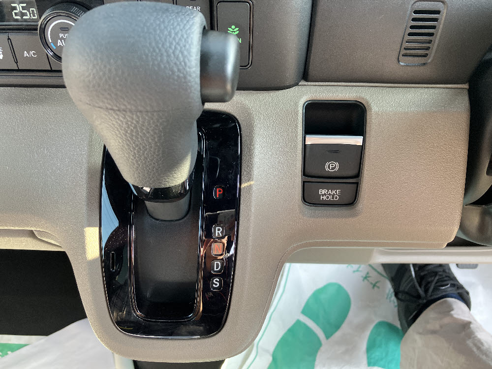 ホンダ　Ｎ ＢＯＸ ＪＯＹ　8インチDA17枚目