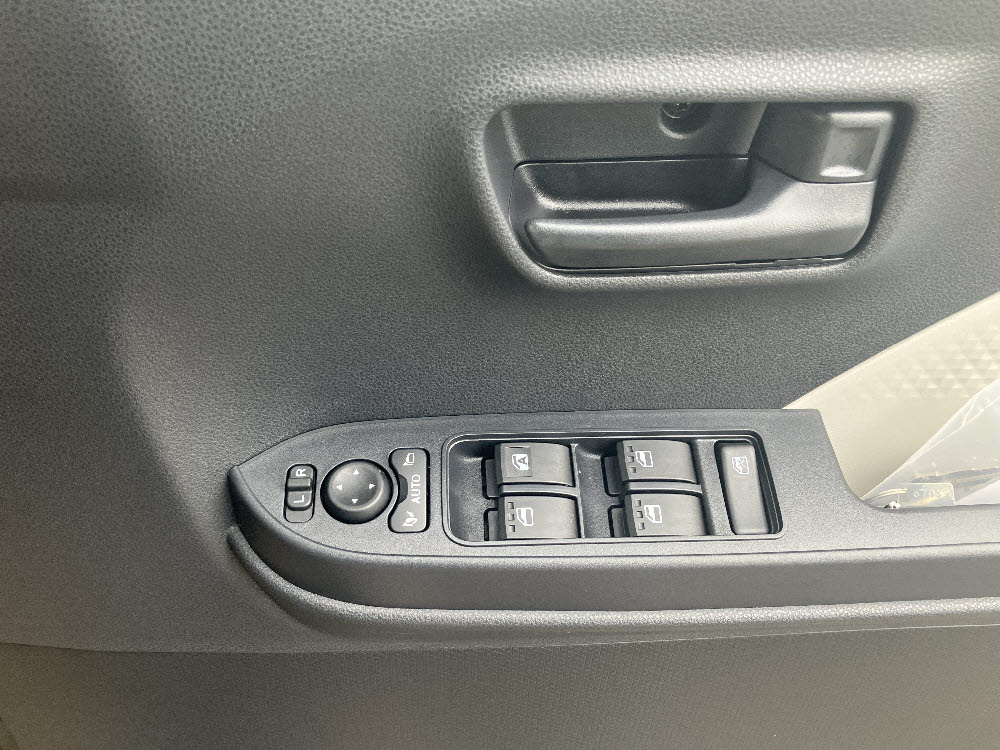 ダイハツ　タント　X ODレス12枚目