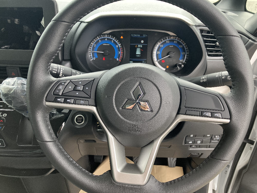 ミツビシ　デリカミニ　G12枚目