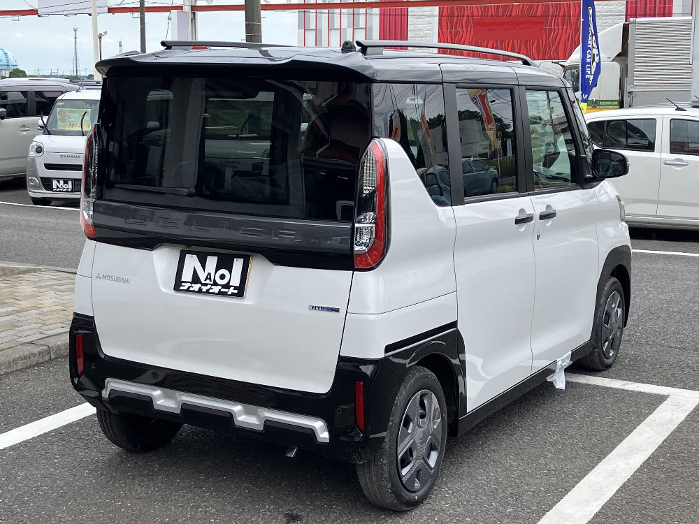 ミツビシ　デリカミニ　G4枚目