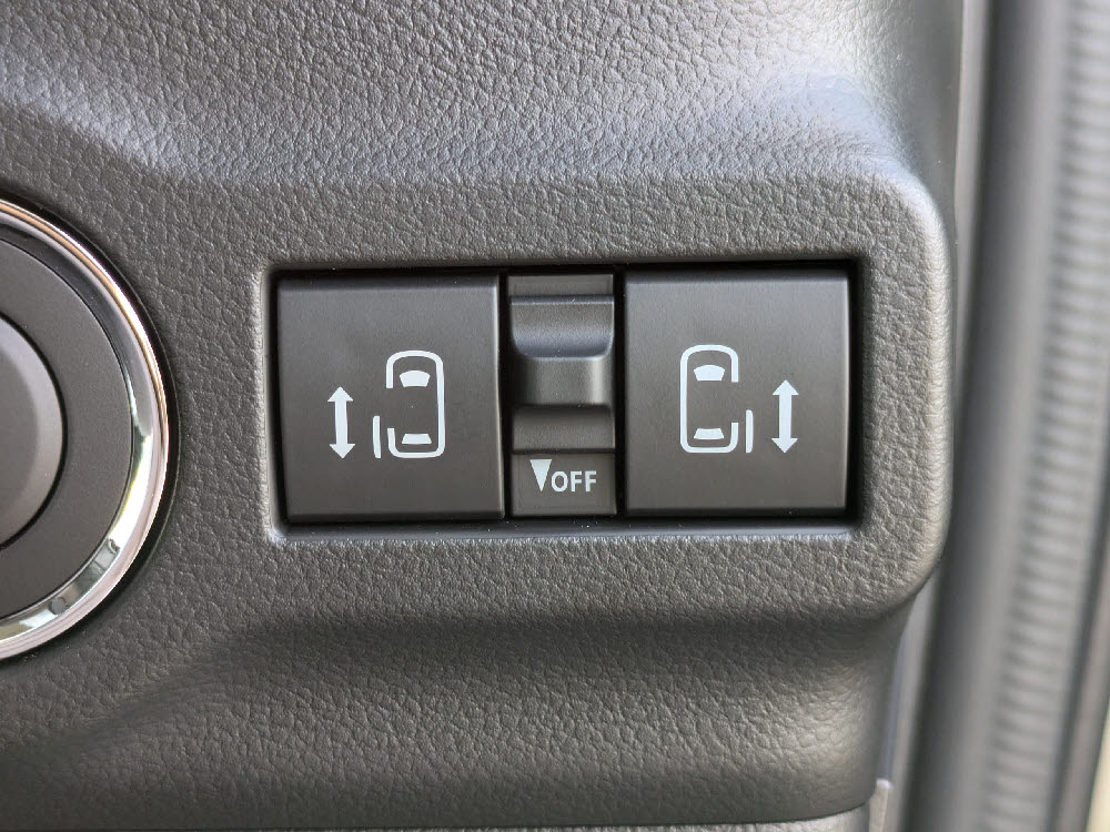 スズキ　スペーシアギア　XZ 全方位9ナビ15枚目