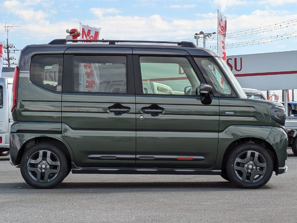 スズキ　スペーシアギア　XZ 全方位9ナビ2枚目