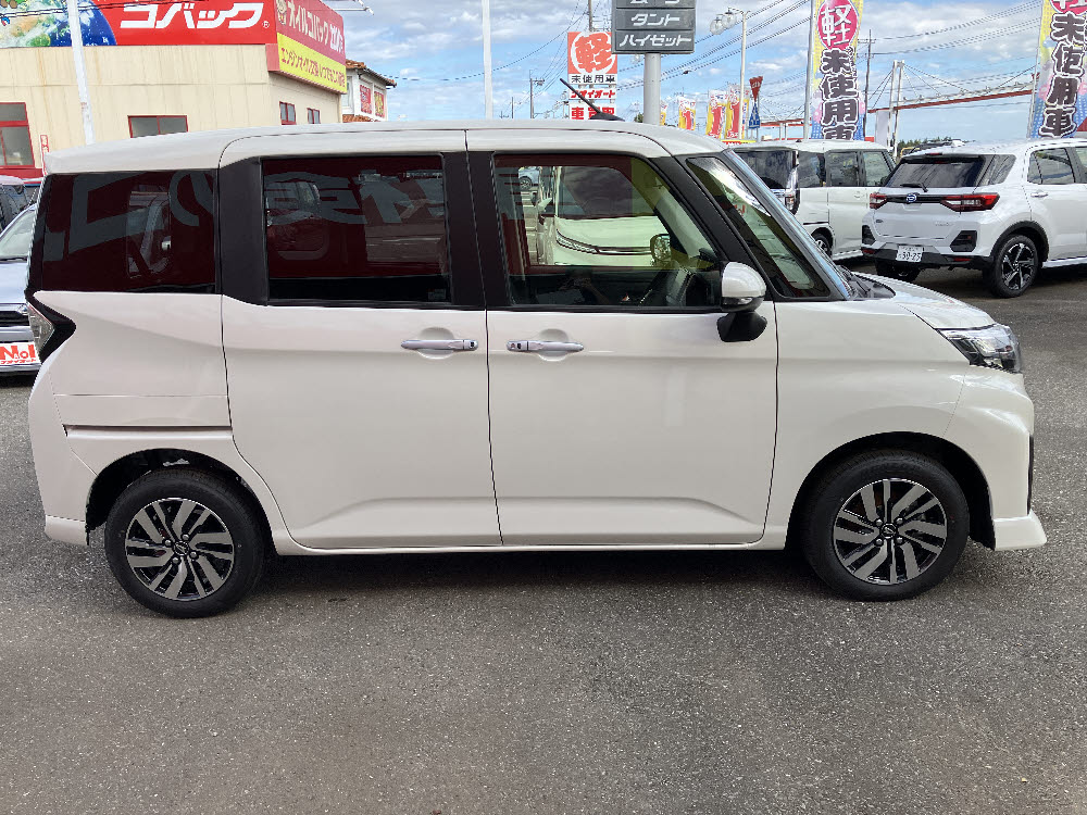 ダイハツ　トールカスタム　G 9インチDO付3枚目