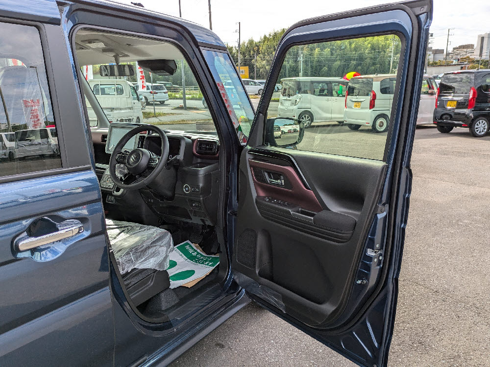 スズキ　スペーシアカスタム HYBRID XS 全方位9ナビ10枚目