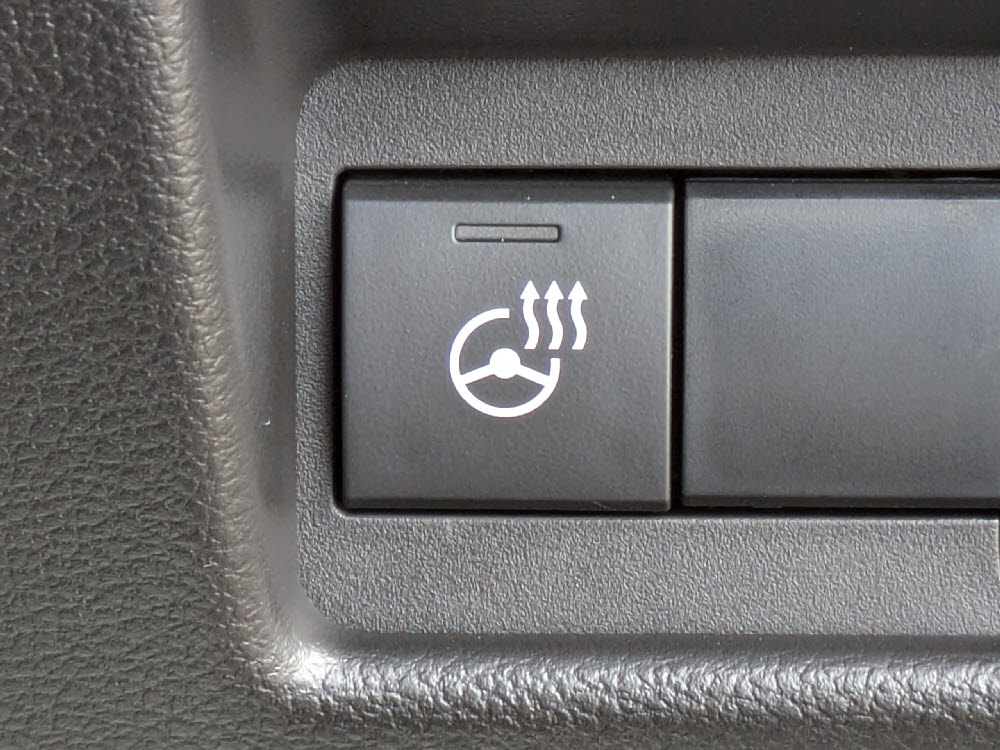 スズキ　スペーシアカスタム HYBRID XS 全方位9ナビ16枚目