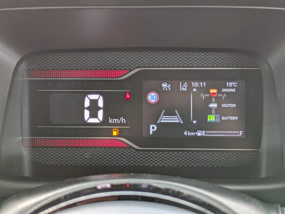 スズキ　スペーシアカスタム HYBRID XS 全方位9ナビ17枚目