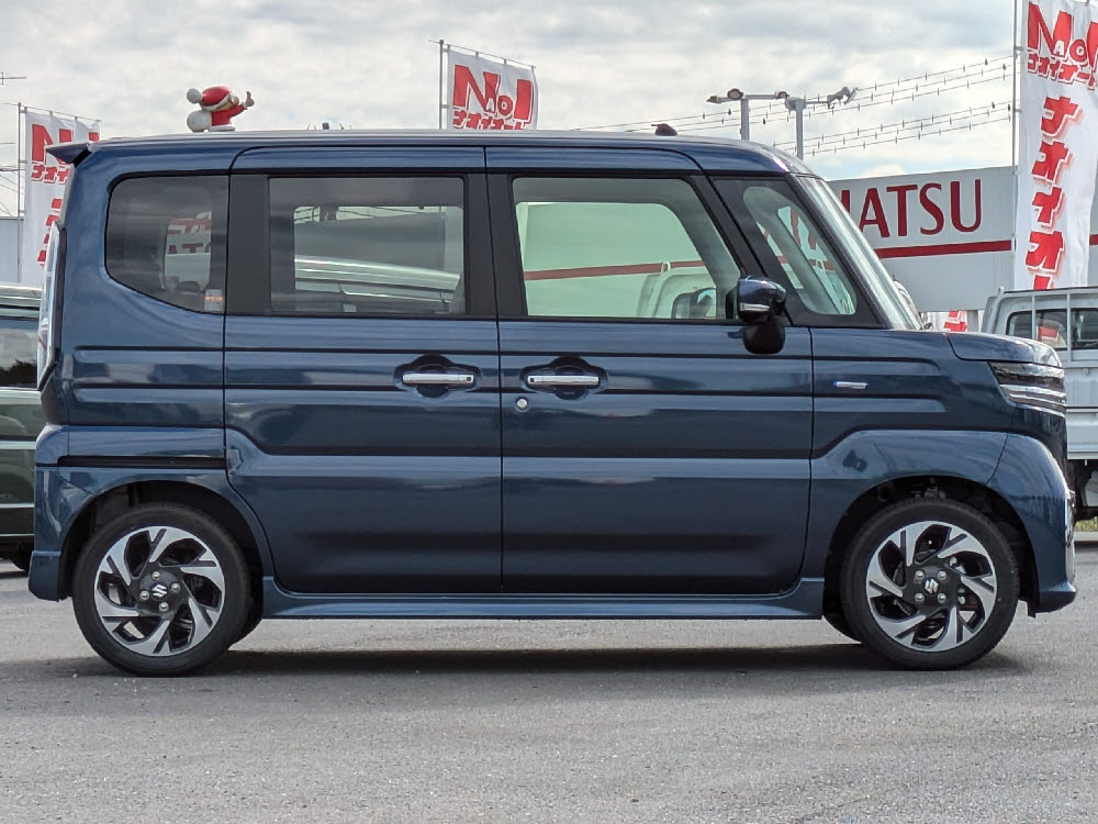 スズキ　スペーシアカスタム HYBRID XS 全方位9ナビ2枚目