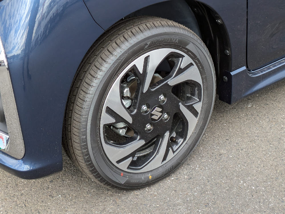 スズキ　スペーシアカスタム HYBRID XS 全方位9ナビ8枚目