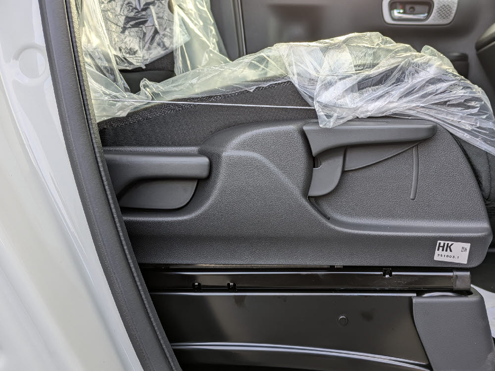 ホンダ　Ｎ ＢＯＸカスタム　ODレス13枚目