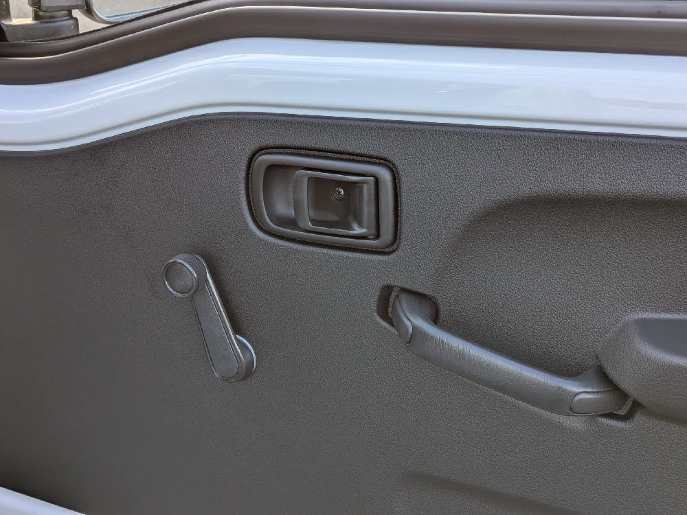 ダイハツ　ハイゼットトラック 4WD 5MT12枚目