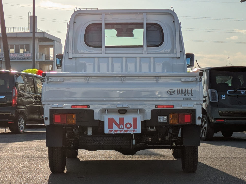 ダイハツ　ハイゼットトラック 4WD 5MT4枚目