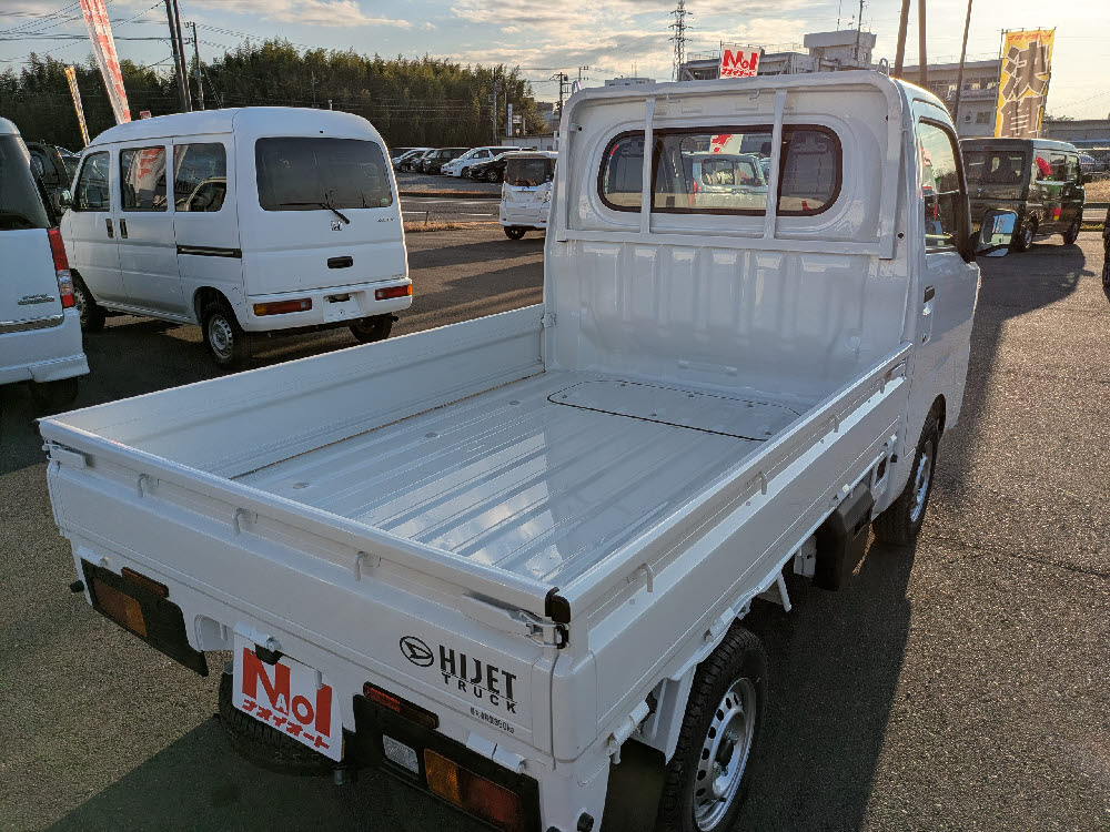 ダイハツ　ハイゼットトラック 4WD 5MT5枚目
