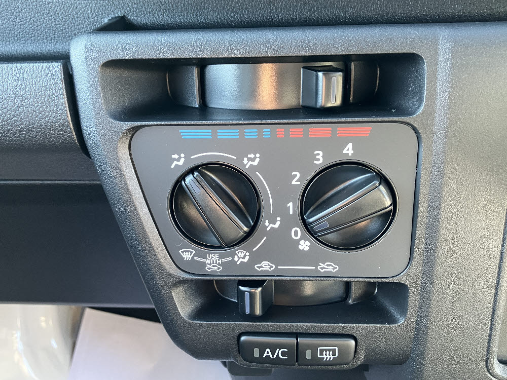 ダイハツ　ハイゼットカーゴ　デラックス16枚目