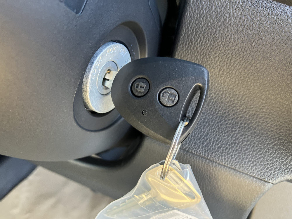 ダイハツ　ハイゼットカーゴ　デラックス19枚目