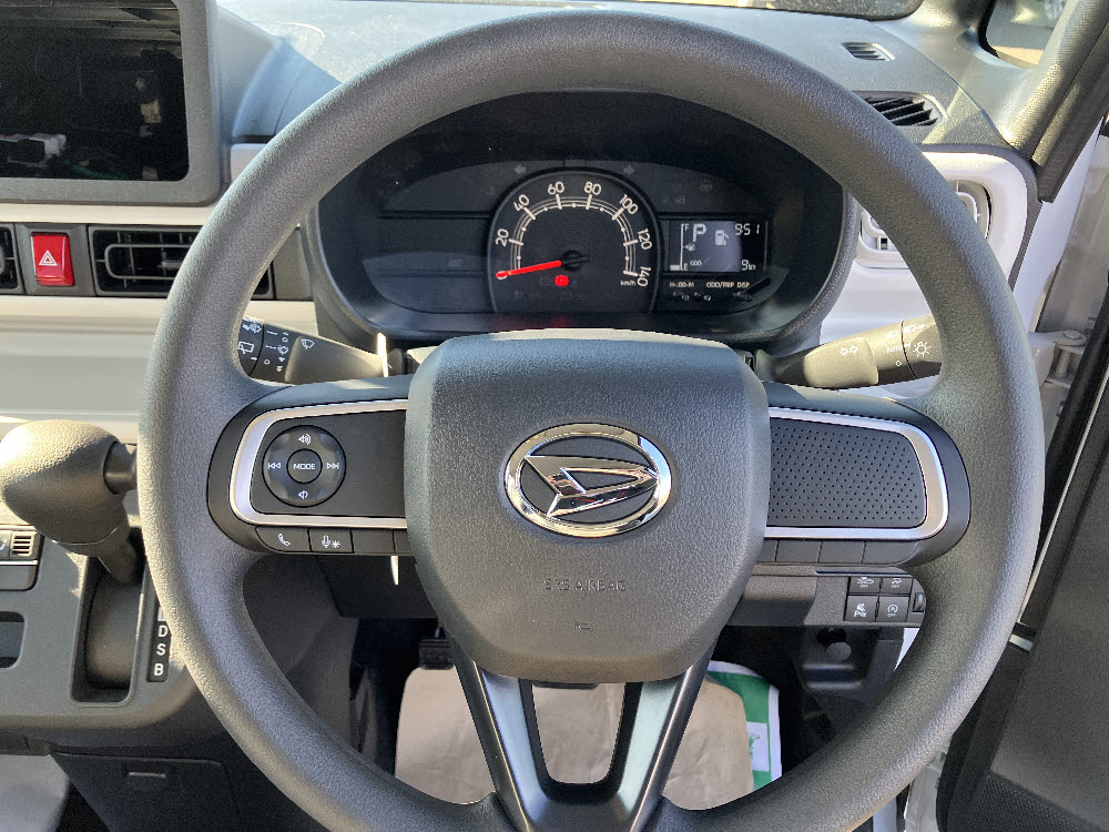 ダイハツ　ムーヴキャンバス　ストライプスX UGP ODレス12枚目