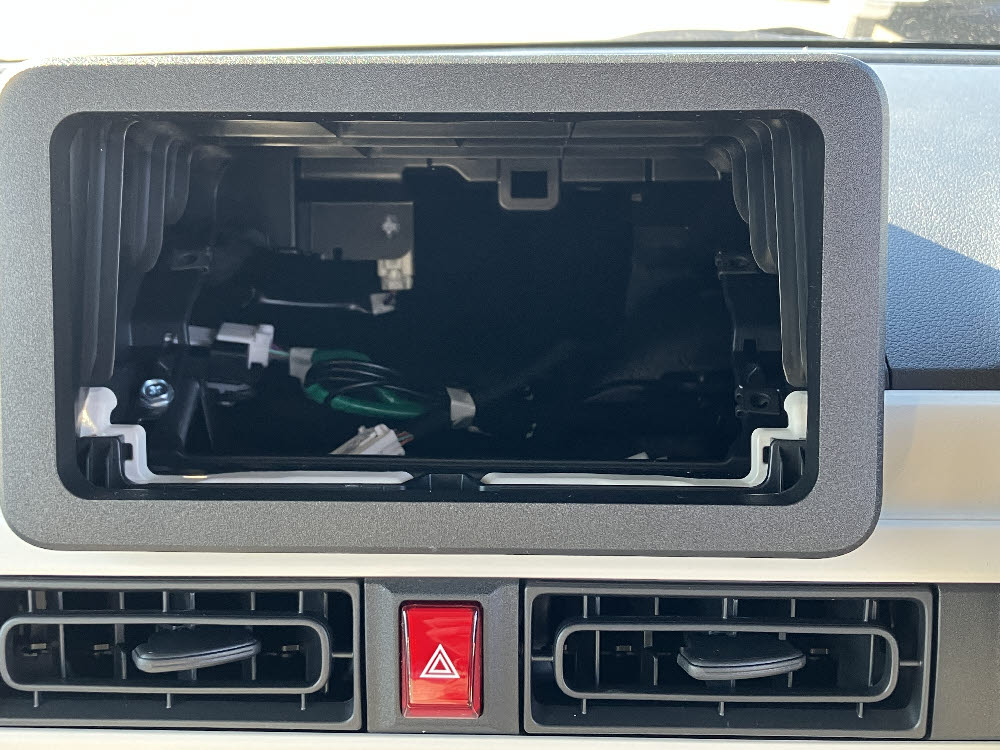 ダイハツ　ムーヴキャンバス　ストライプスX UGP ODレス14枚目