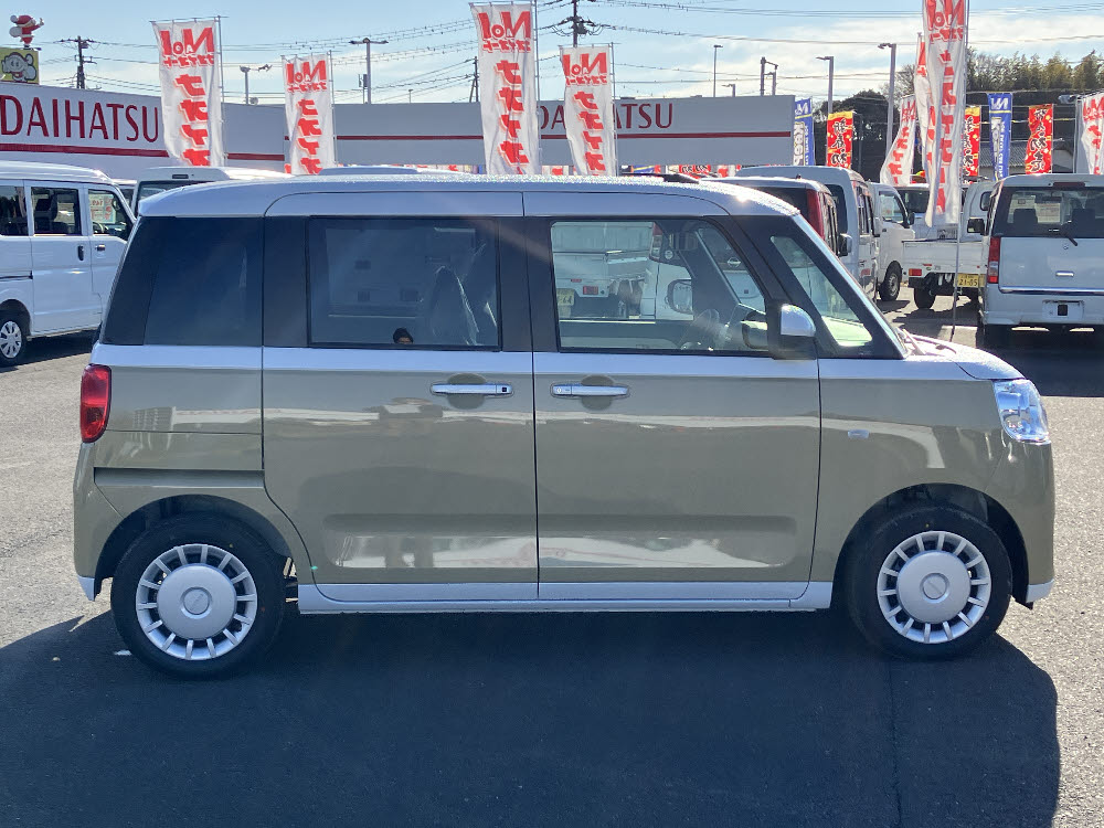 ダイハツ　ムーヴキャンバス　ストライプスX UGP ODレス3枚目