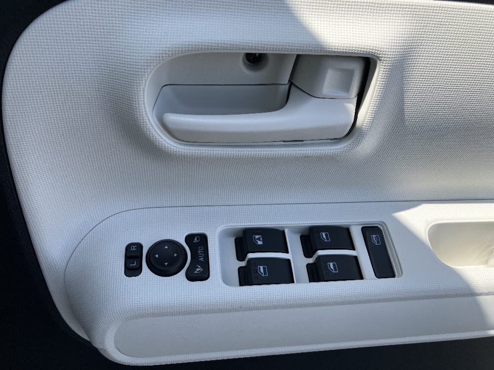 ダイハツ　ムーヴキャンバス　ストライプス X UGP ODレス13枚目