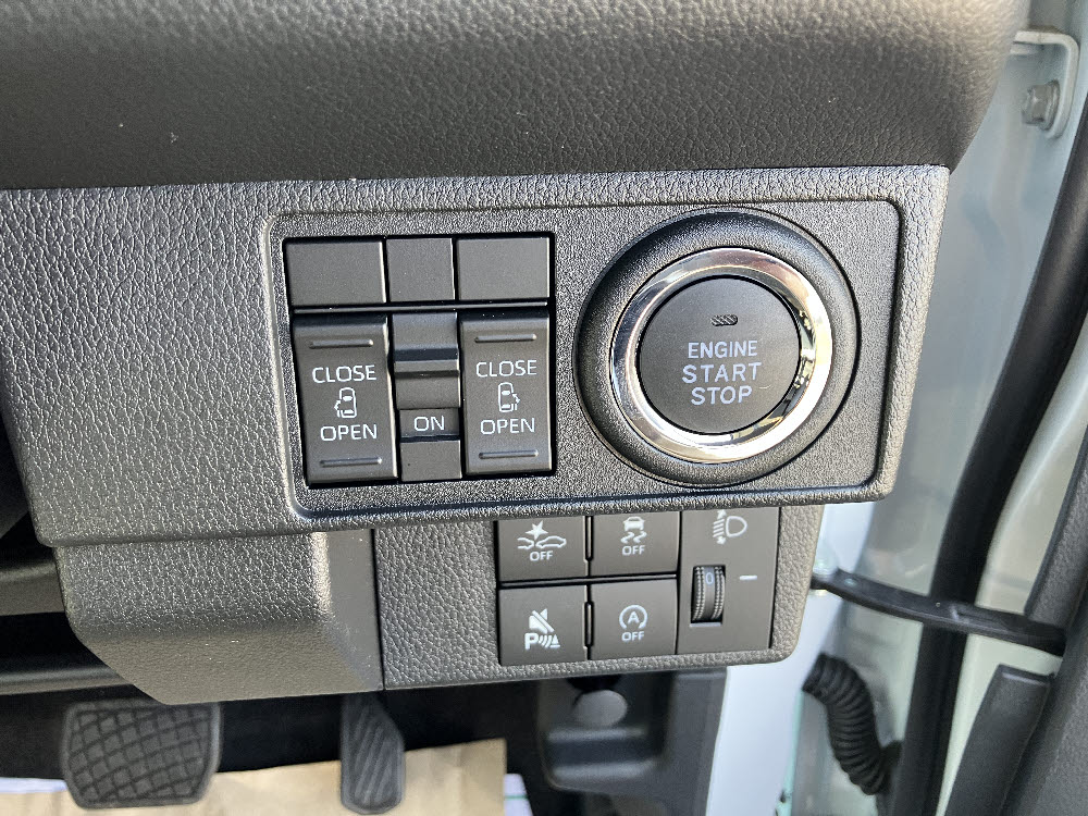 ダイハツ　ムーヴキャンバス　ストライプス X UGP ODレス16枚目