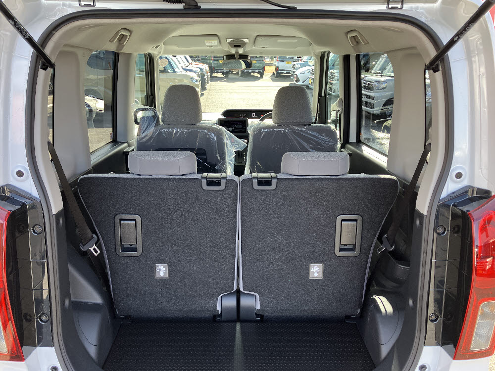 ダイハツ　タント　L UGP ODレス9枚目