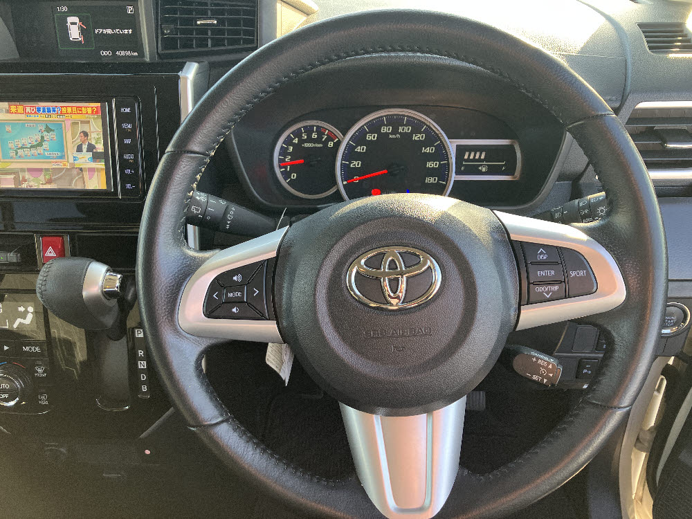 トヨタ　ルーミーカスタム　GT16枚目