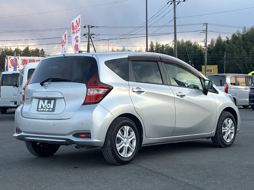 ニッサン ノート X4枚目