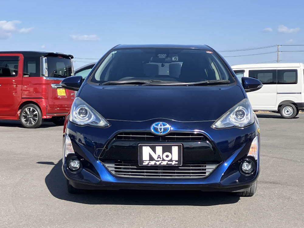 トヨタ　アクア　S スタイルブラック1枚目