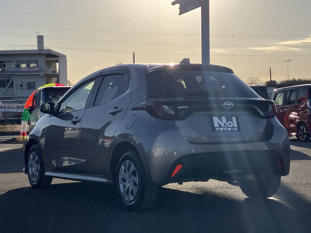トヨタ　ヤリス　X6枚目