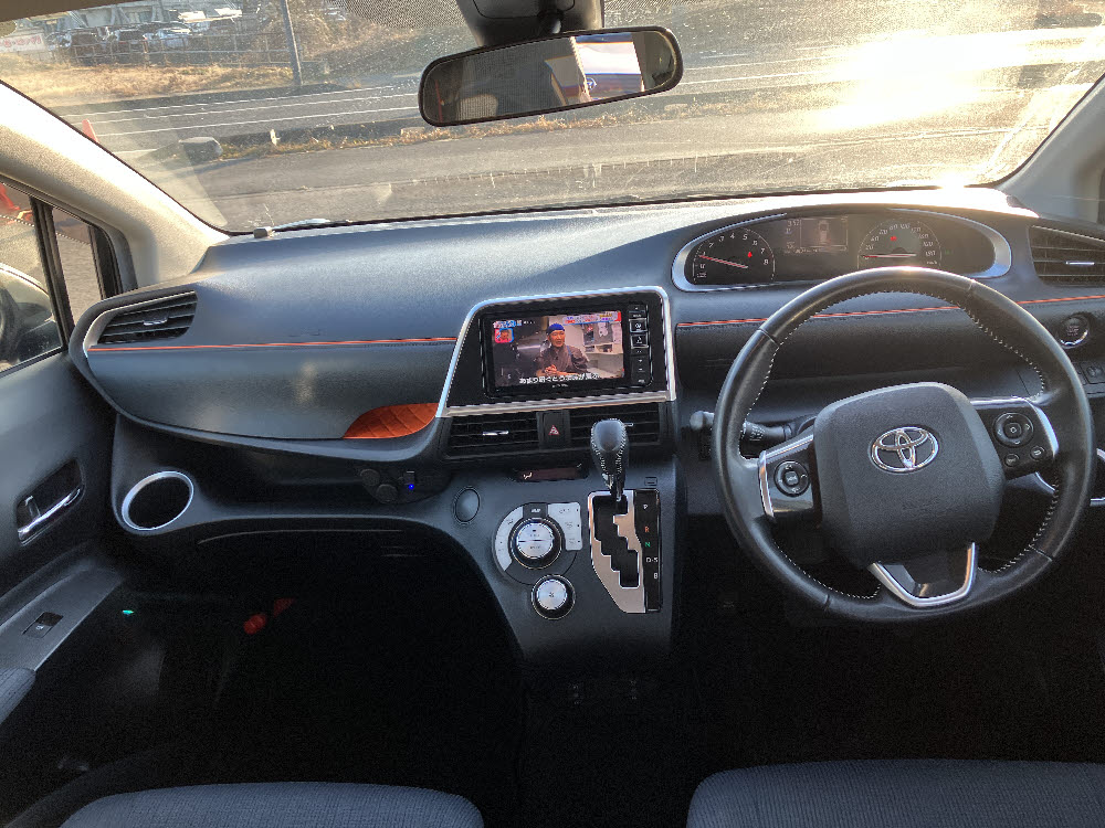 トヨタ　シエンタ　G11枚目