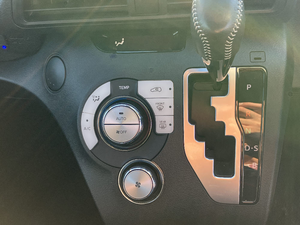 トヨタ　シエンタ　G16枚目