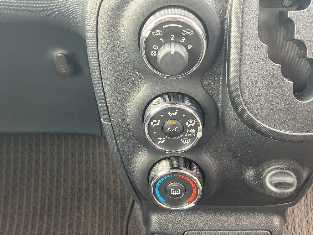 トヨタ　スペイド　F16枚目