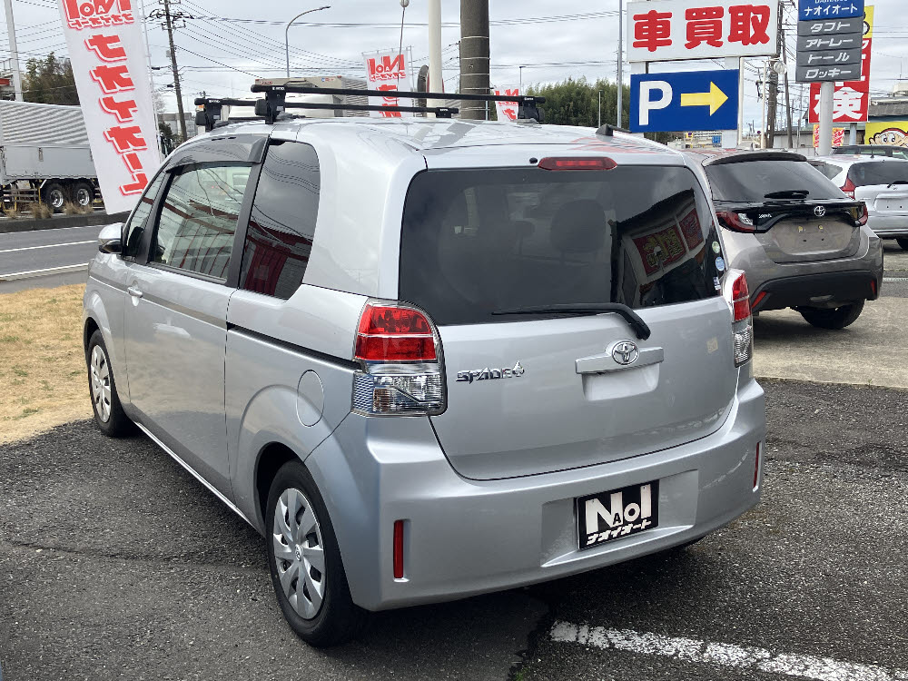 トヨタ　スペイド　F6枚目