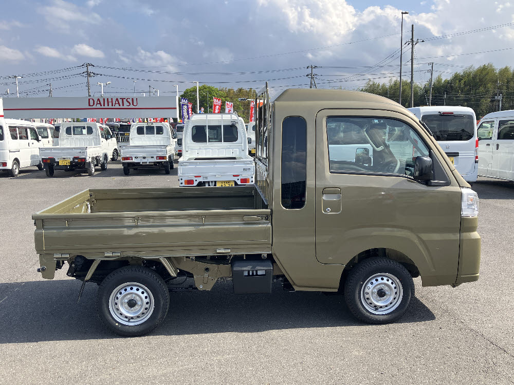 ダイハツ ハイゼットトラック ジャンボ STD 4WD CVT3枚目