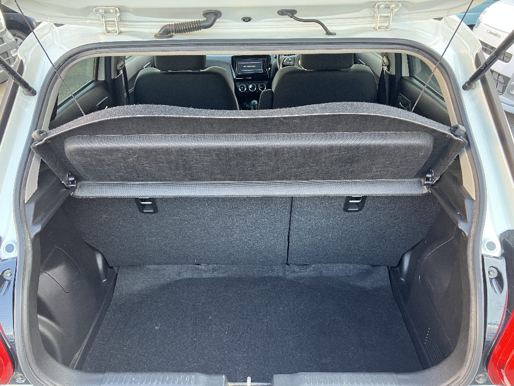 スズキ　スイフト　XG 全方位モニター用カメラPKG DSBS9枚目